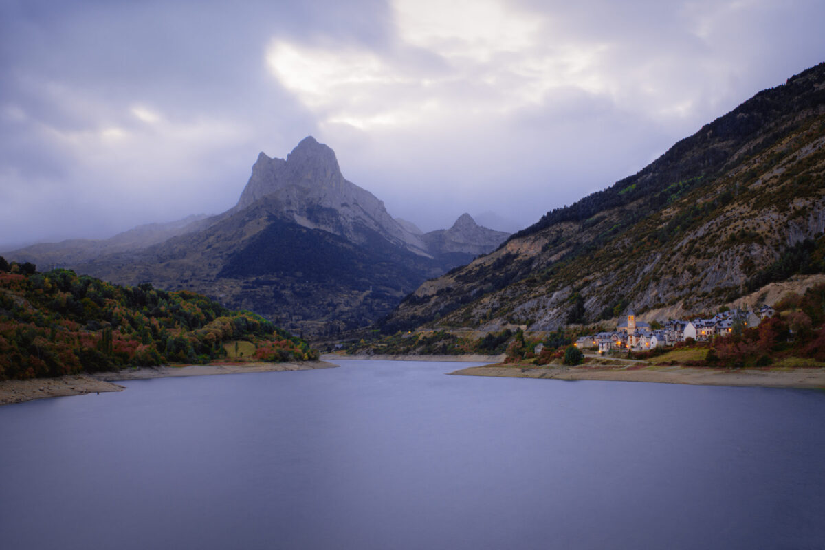 Embalse de Lanuza. Huesca. España